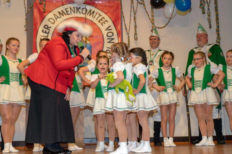 53ab05a6-8a27-4166-bc06-4728c8336196